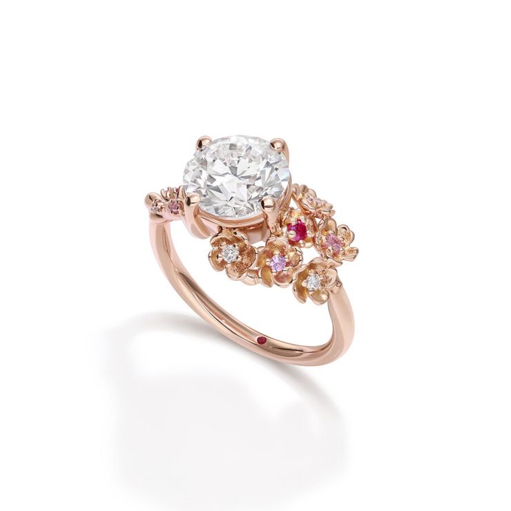 Taylor & Hart Lunarose Round Engagement Ring 1