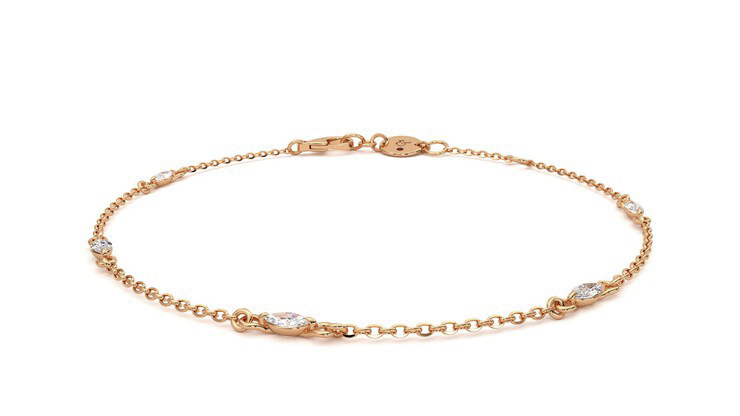 Taylor & Hart Iona Chain Bracelet Jewellery 360 degree image 3