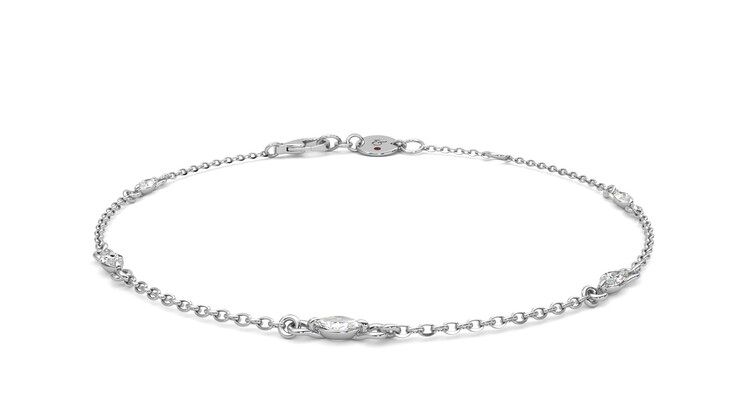 Taylor & Hart Iona Chain Bracelet Jewellery 360 degree image 4