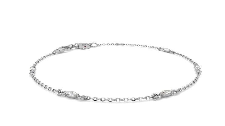 Taylor & Hart Iona Chain Bracelet Jewellery 360 degree image 7