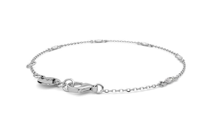 Taylor & Hart Iona Chain Bracelet Jewellery 360 degree image 14