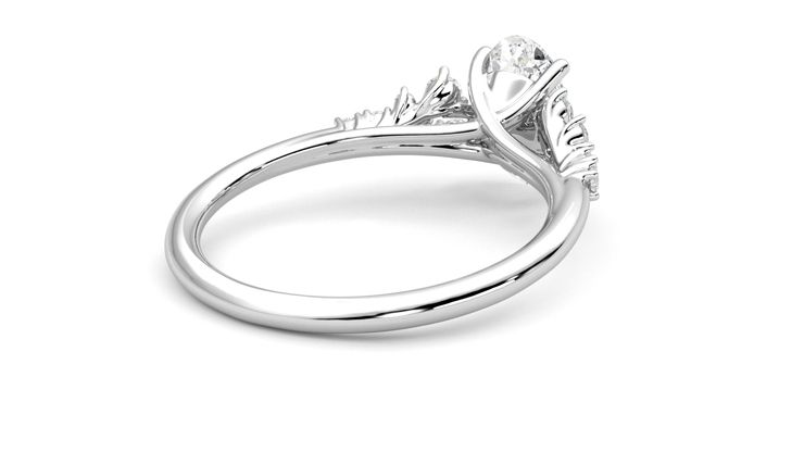 Taylor & Hart Marula Oval Engagement Ring 360 degree image 13