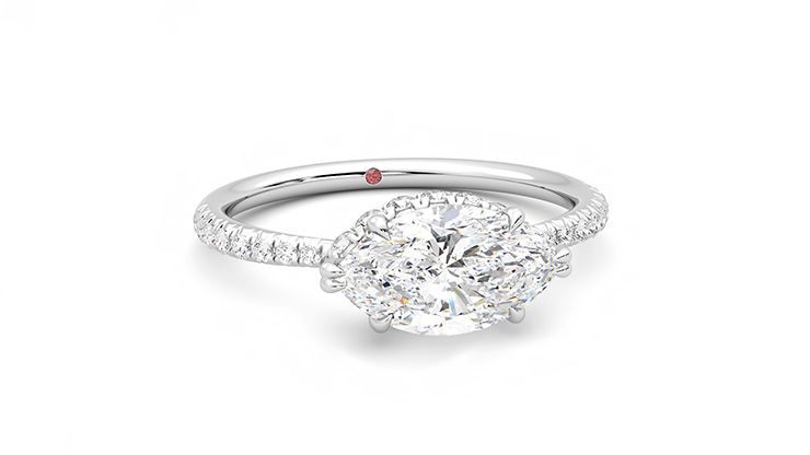Taylor & Hart Nutmeg Marquise Engagement Ring 360 degree image 3