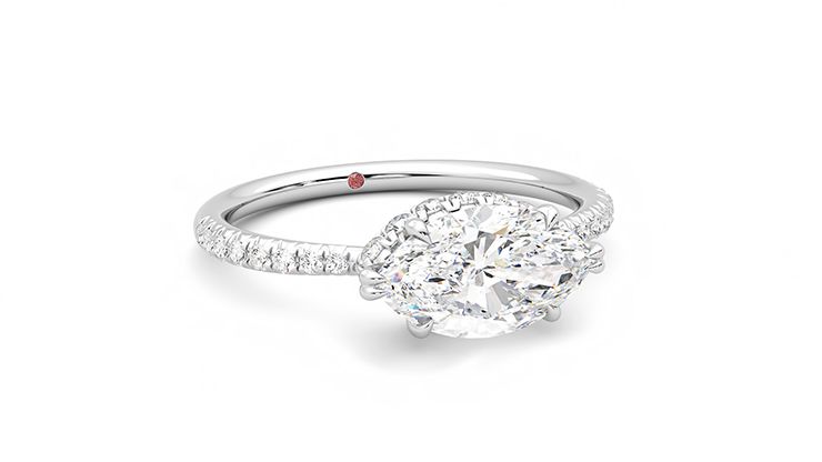 Taylor & Hart Nutmeg Marquise Engagement Ring 360 degree image 4