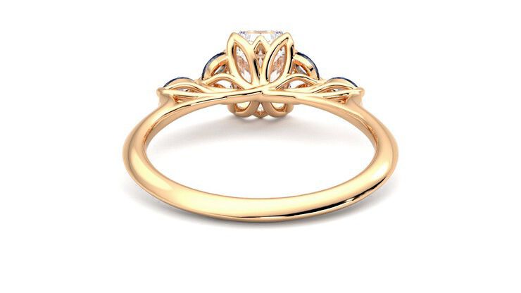 Taylor & Hart Tamora Emerald Engagement Ring 360 degree image 15