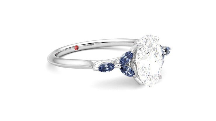 Taylor & Hart Tamora Oval Engagement Ring 360 degree image 6