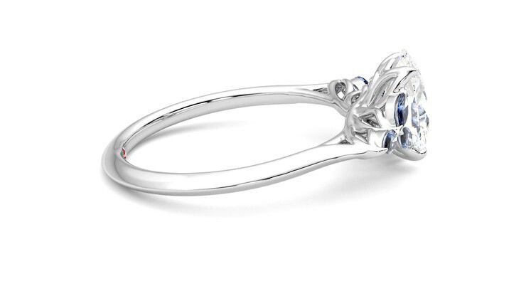 Taylor & Hart Tamora Oval Engagement Ring 360 degree image 10
