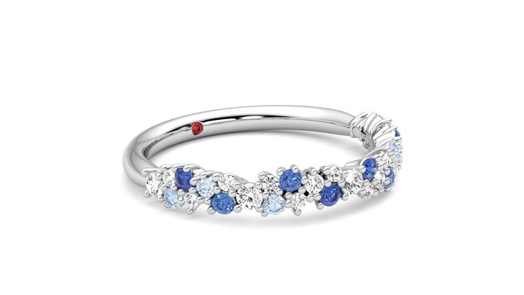 Taylor & Hart Alba Wedding Ring 360 degree image 6