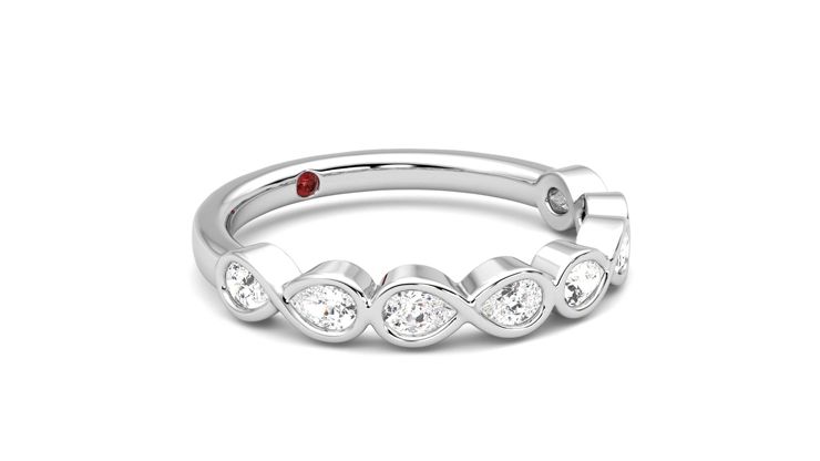 Taylor & Hart Bisous Wedding Ring 360 degree image 6
