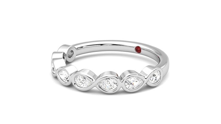 Taylor & Hart Bisous Wedding Ring 360 degree image 24