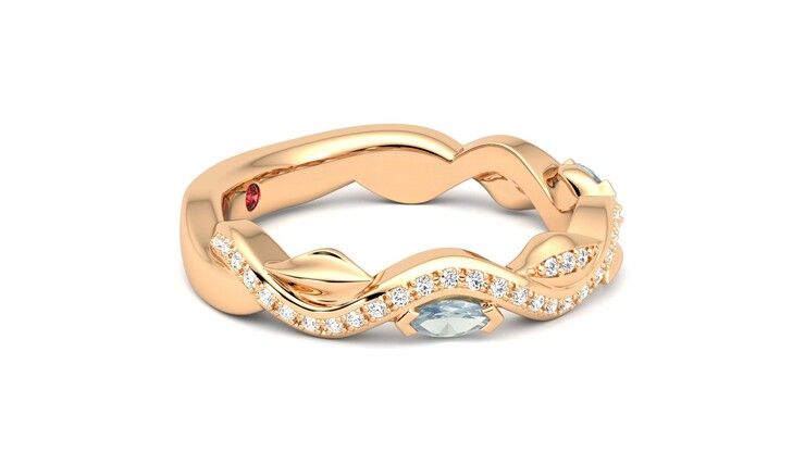 Taylor & Hart Lapelis Wedding Ring 360 degree image 8