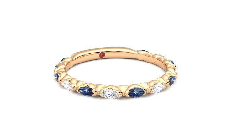 Taylor & Hart Laurel Wedding Ring 360 degree image 4