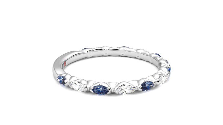 Taylor & Hart Laurel Wedding Ring 360 degree image 9