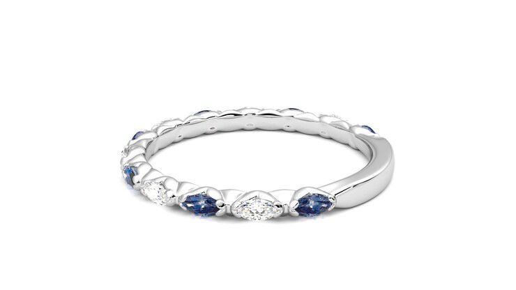 Taylor & Hart Laurel Wedding Ring 360 degree image 19