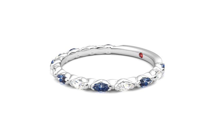 Taylor & Hart Laurel Wedding Ring 360 degree image 23