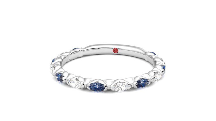 Taylor & Hart Laurel Wedding Ring 360 degree image 27