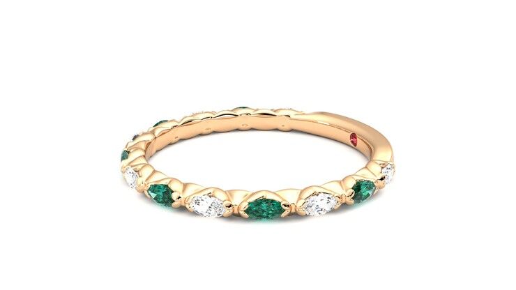 Taylor & Hart Laurel Wedding Ring 360 degree image 22