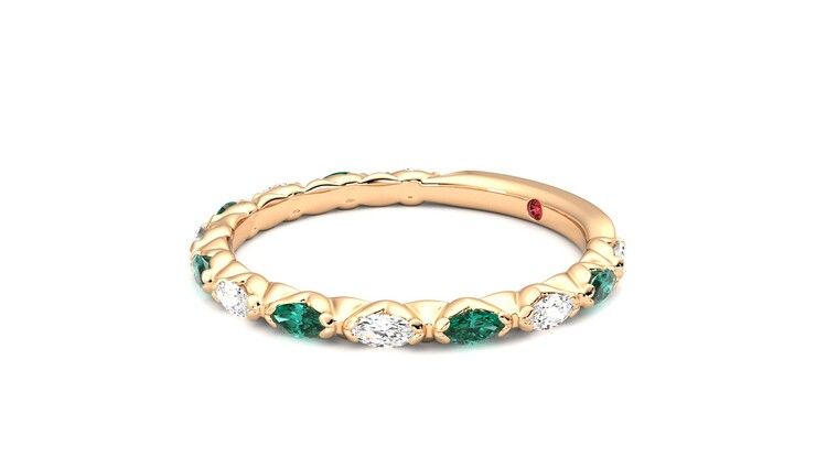Taylor & Hart Laurel Wedding Ring 360 degree image 23