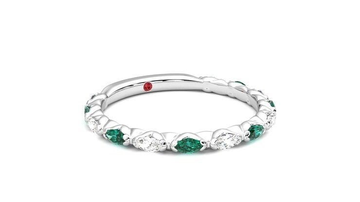 Taylor & Hart Laurel Wedding Ring 360 degree image 5