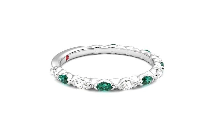 Taylor & Hart Laurel Wedding Ring 360 degree image 8