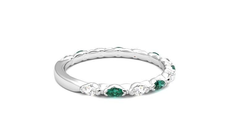 Taylor & Hart Laurel Wedding Ring 360 degree image 11