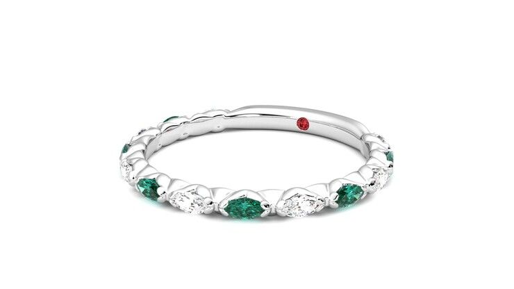 Taylor & Hart Laurel Wedding Ring 360 degree image 25