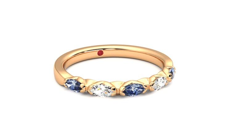 Taylor & Hart Laurel Wedding Ring 360 degree image 4