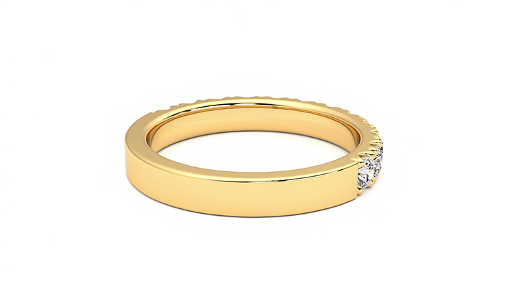 Simple gold ring 2025 with one diamond