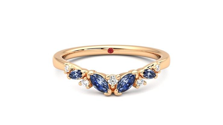 Taylor & Hart Wicklow Wedding Ring 360 degree image 1