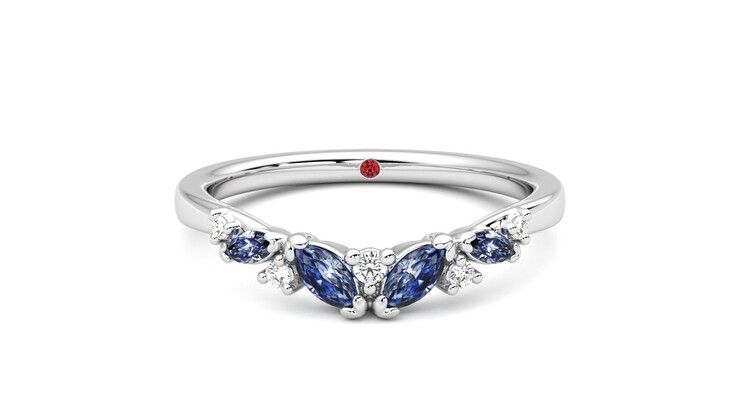 Taylor & Hart Wicklow Wedding Ring 360 degree image 0