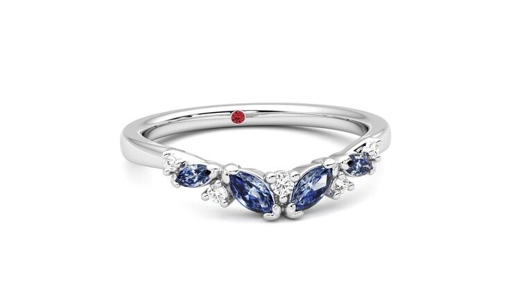 Taylor & Hart Wicklow Wedding Ring 360 degree image 3