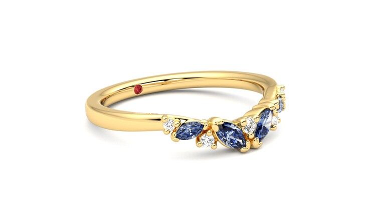Taylor & Hart Wicklow Wedding Ring 360 degree image 6