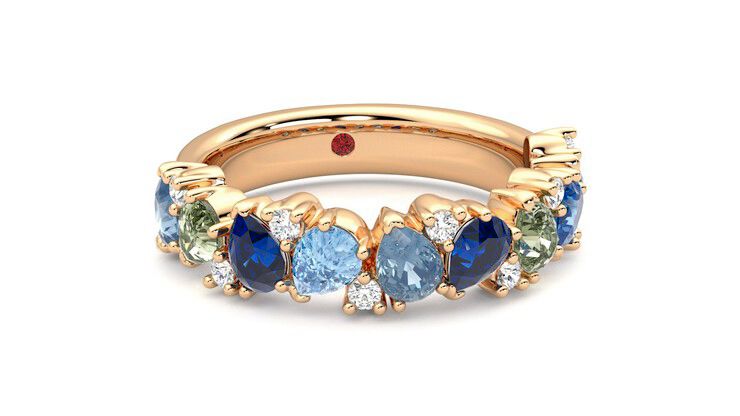 Taylor & Hart Wonder Wedding Ring 360 degree image 3