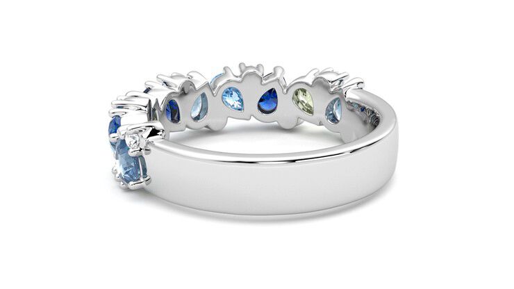 Taylor & Hart Wonder Wedding Ring 360 degree image 17
