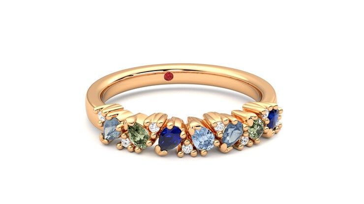 Taylor & Hart Wonder Wedding Ring 360 degree image 3